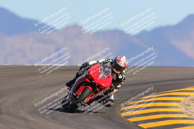 media/Oct-09-2022-SoCal Trackdays (Sun) [[95640aeeb6]]/Turn 12 (140pm)/